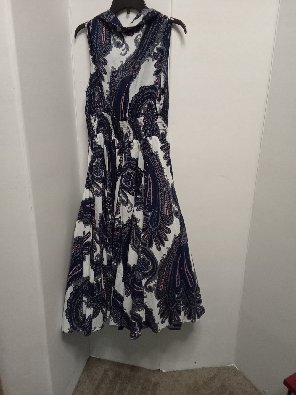 Navy Paisley Sleeveless Maxi Dress - Classic White & Navy